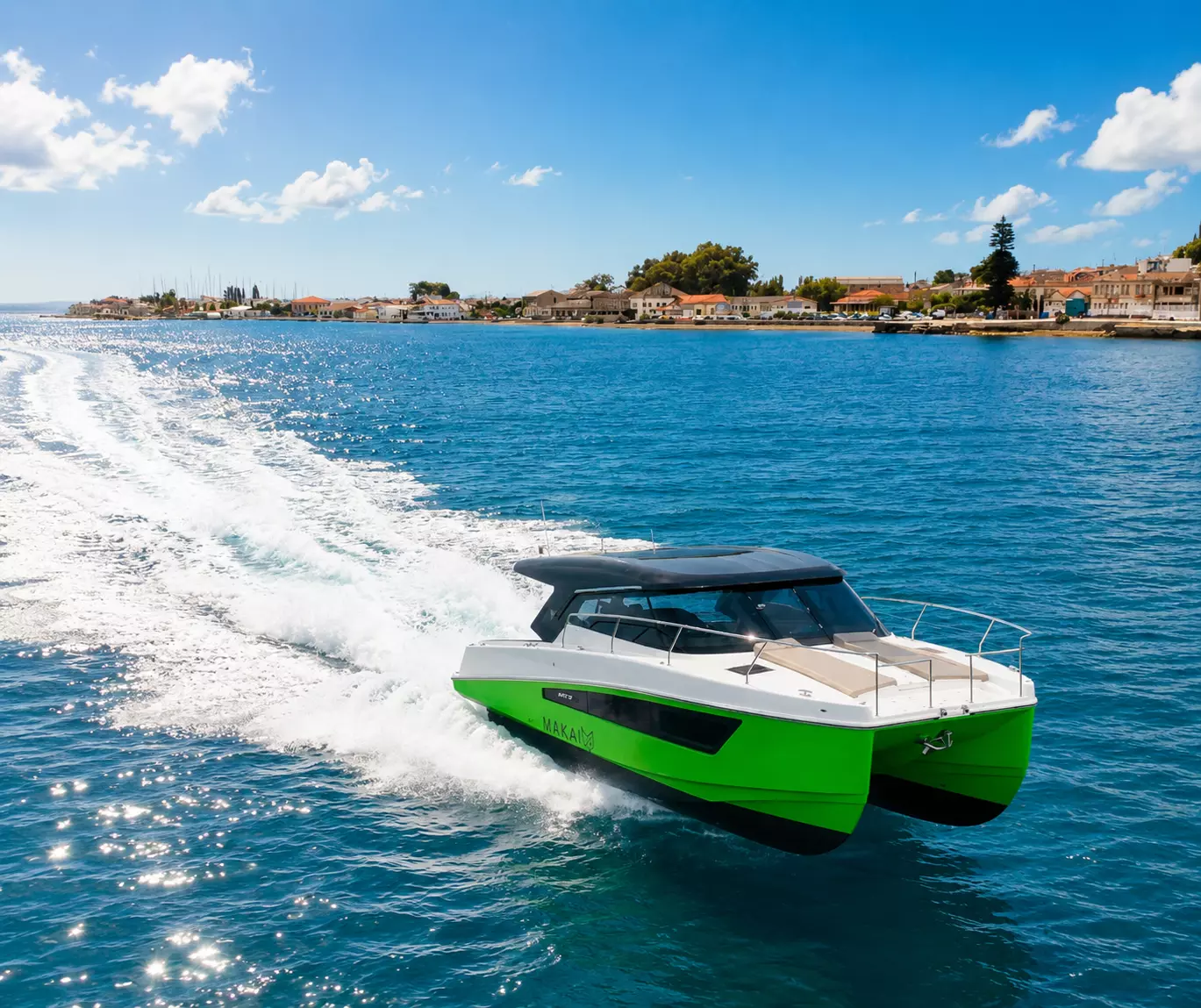 TKS Luxury Cruises private powercat στον Κορινθιακό